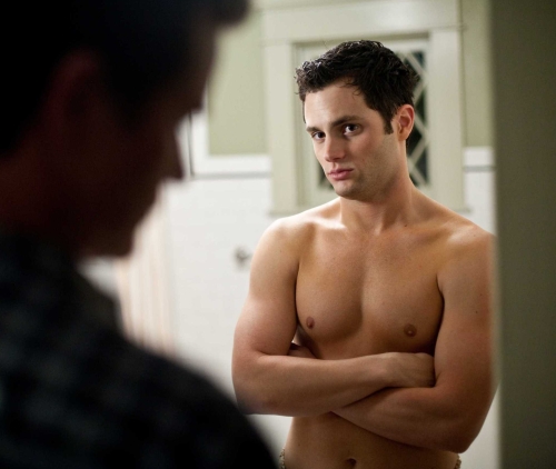 penn-badgley-shirtless-stepfather